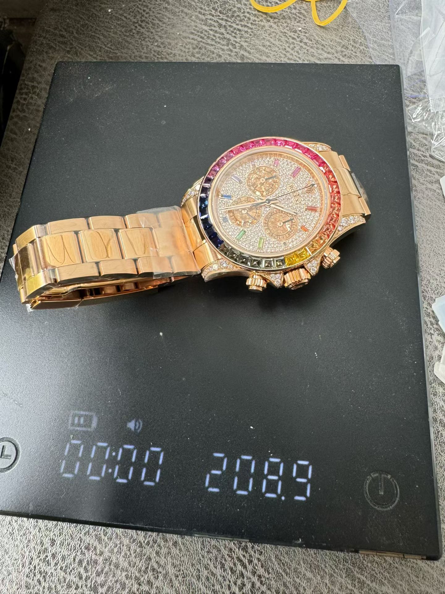 高仿勞力士彩虹迪 (7)