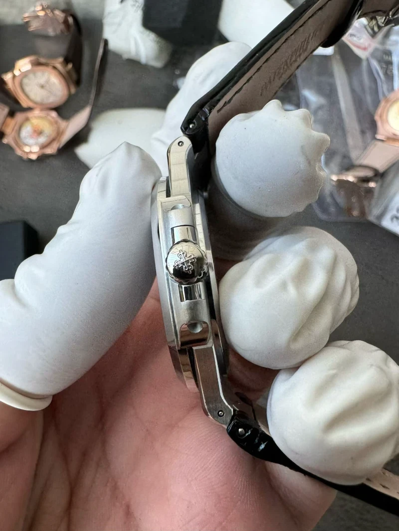 高仿百達翡麗5711配重版 (2)