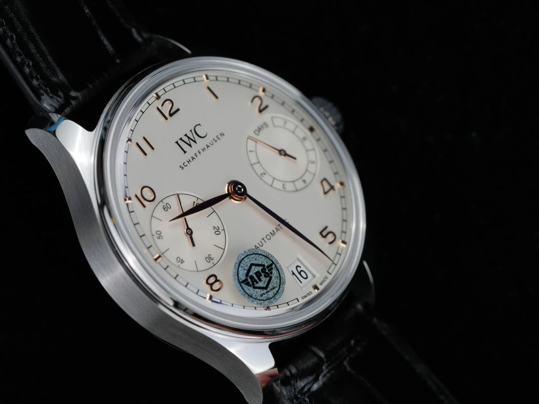 高仿萬國葡七皮帶款