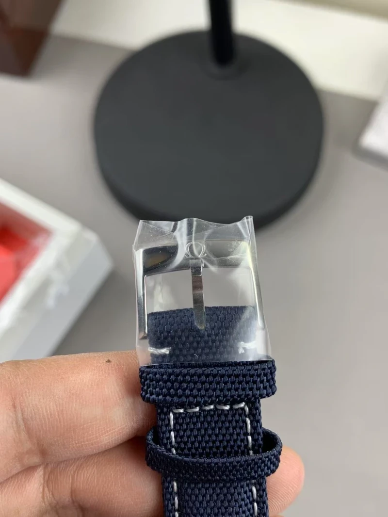 歐米茄高仿 史努比 (6)