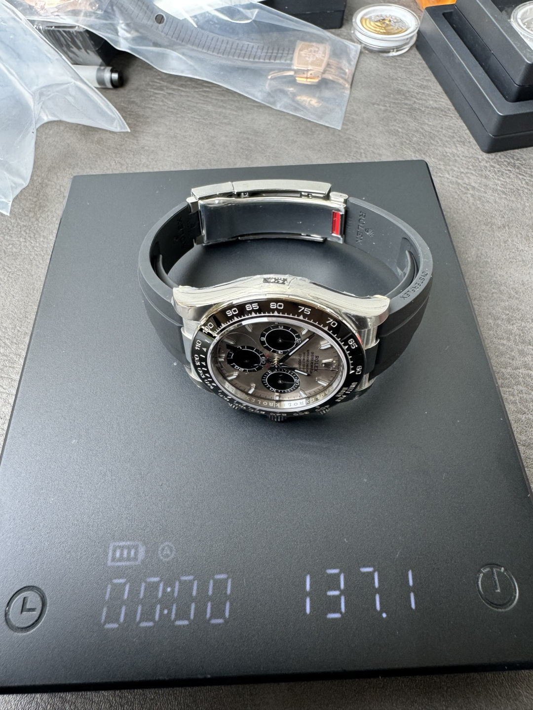 高仿勞力士 rolex daytona 灰膠迪 梁家輝 迪通拿 40mm｜m126519ln