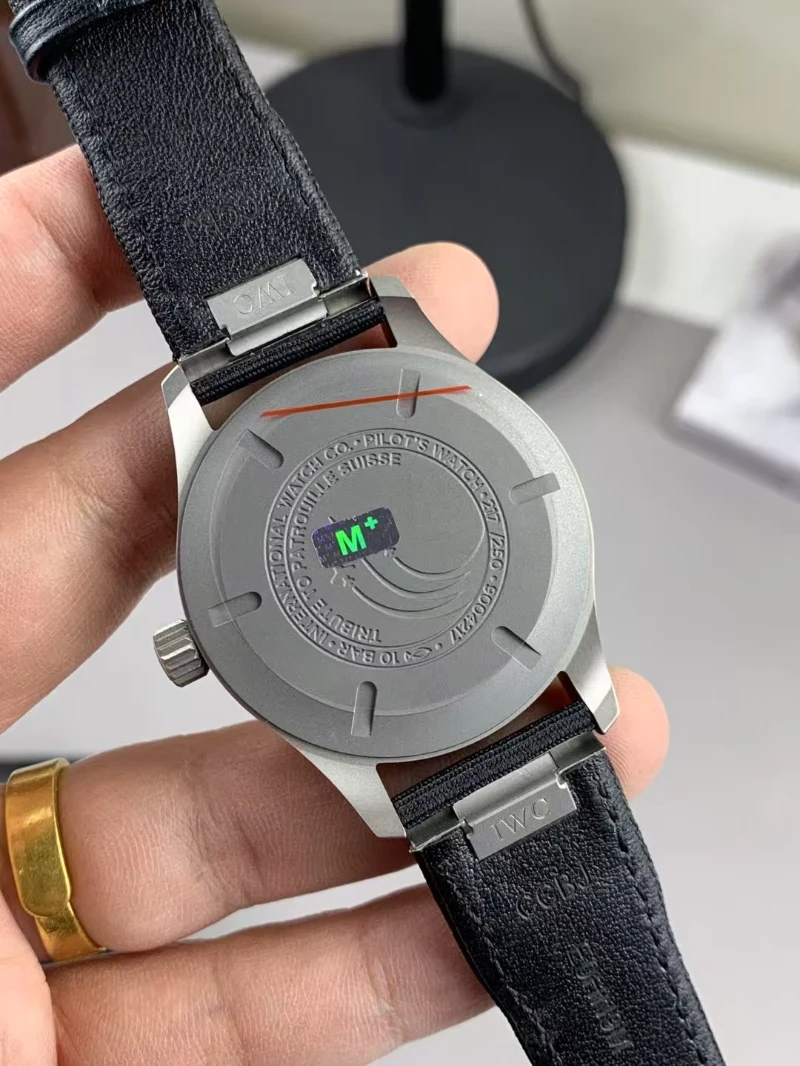 iwc高仿 馬克20 (5)