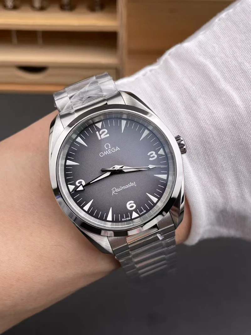omega復刻錶 鐵霸 (6)