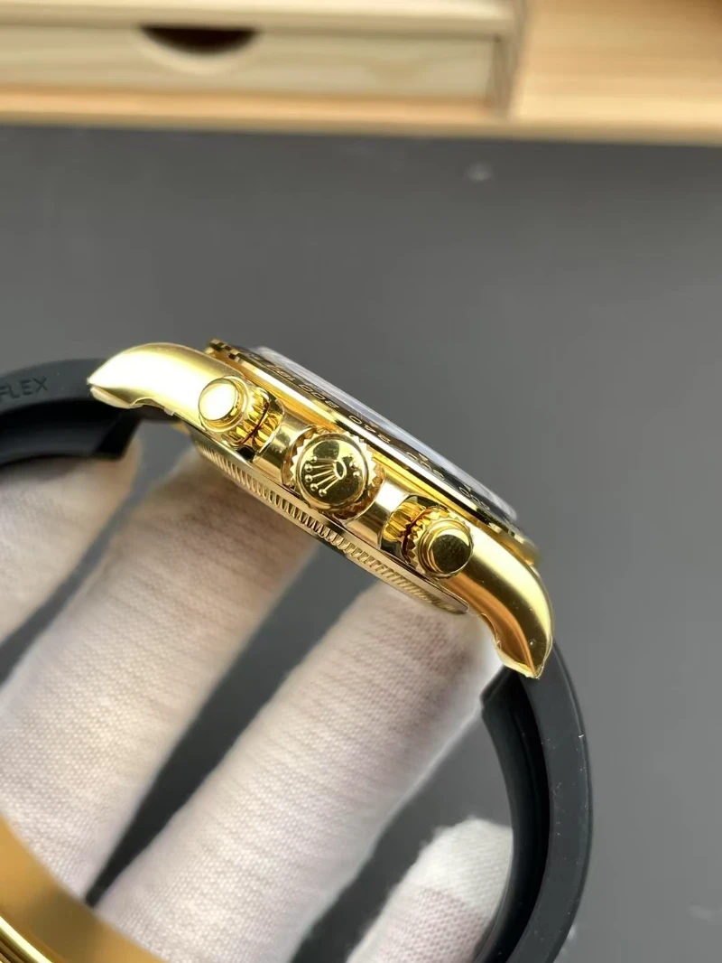 vs廠迪通拿 小怪獸 (2)